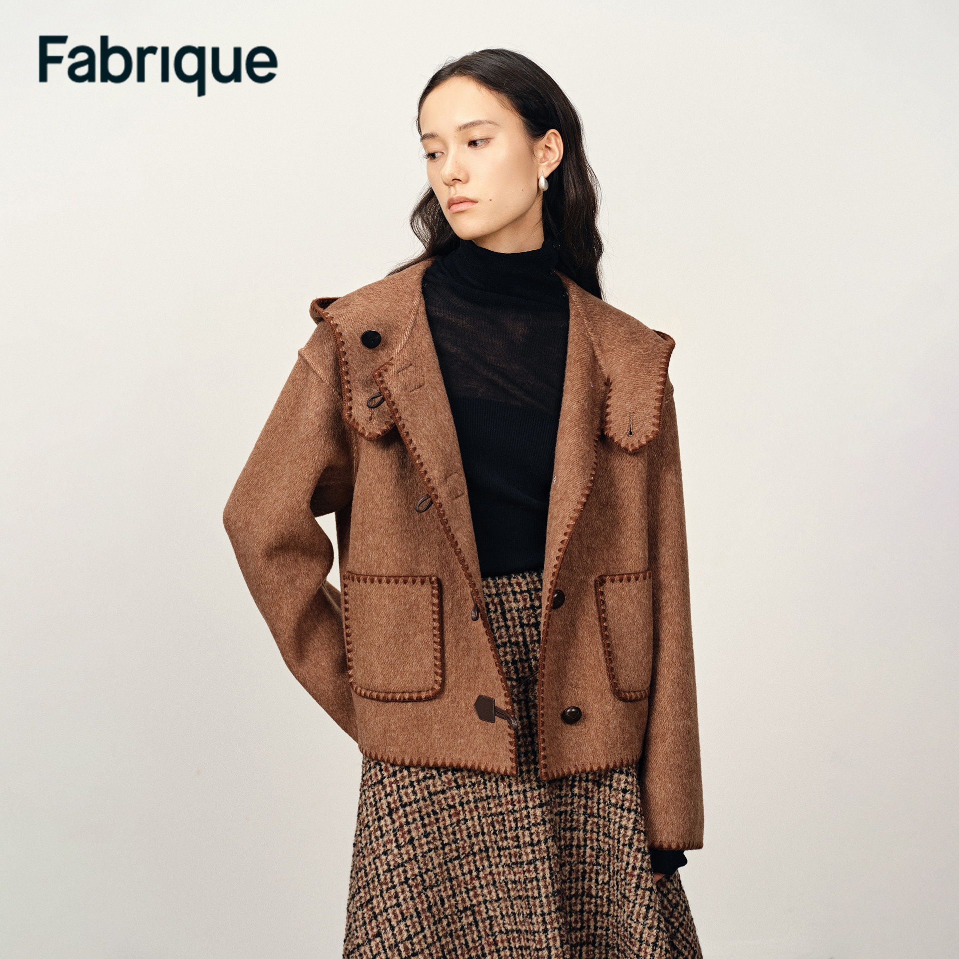 Fabrique【短款狗牙大衣】绵羊毛羊驼毛刺绣连帽短款大衣