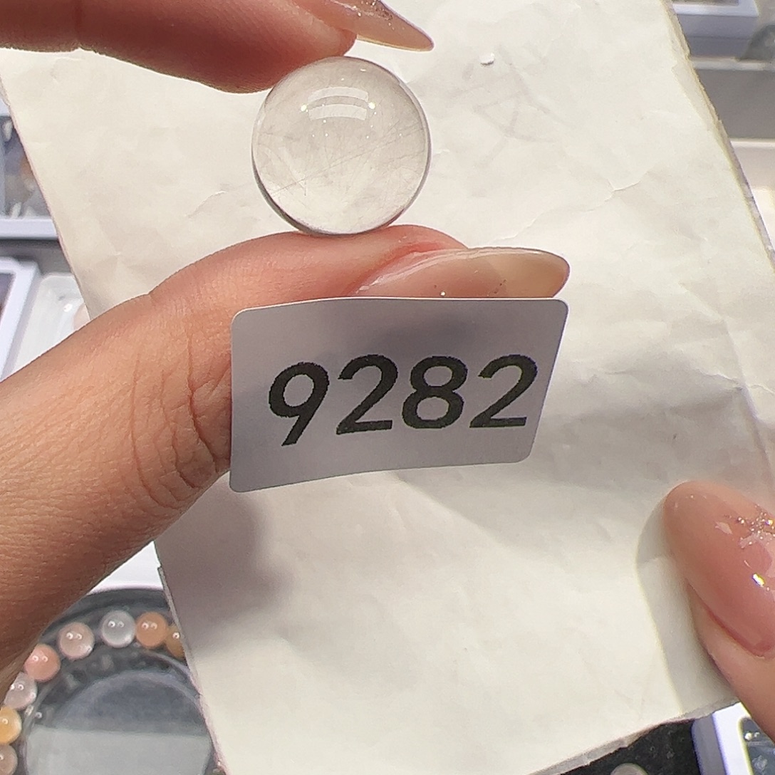 未镶嵌水晶大型摆件（非配饰）