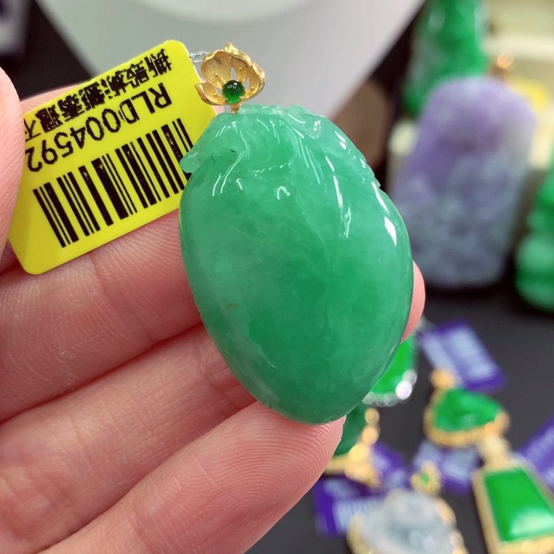 翡翠18K金镶嵌吊坠(不含链)