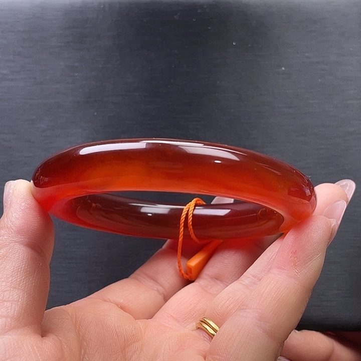 玛瑙/玉髓未镶嵌手镯59.4