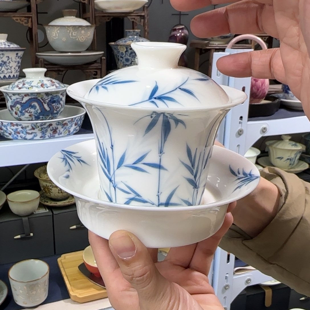 高温下的高温天气使