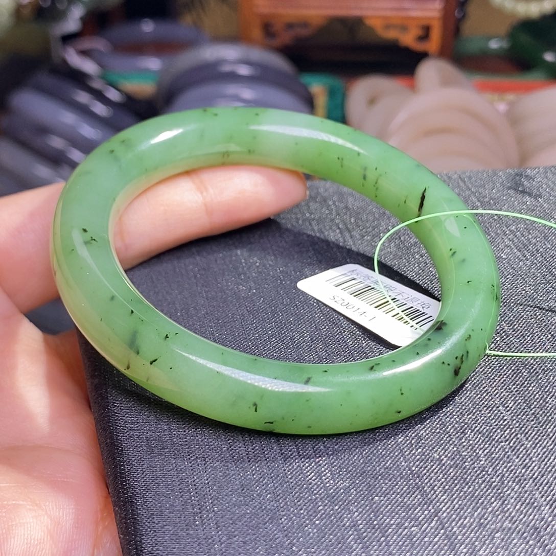 和田玉未镶嵌乌兰海猕猴特冰底手镯57.5圈福利