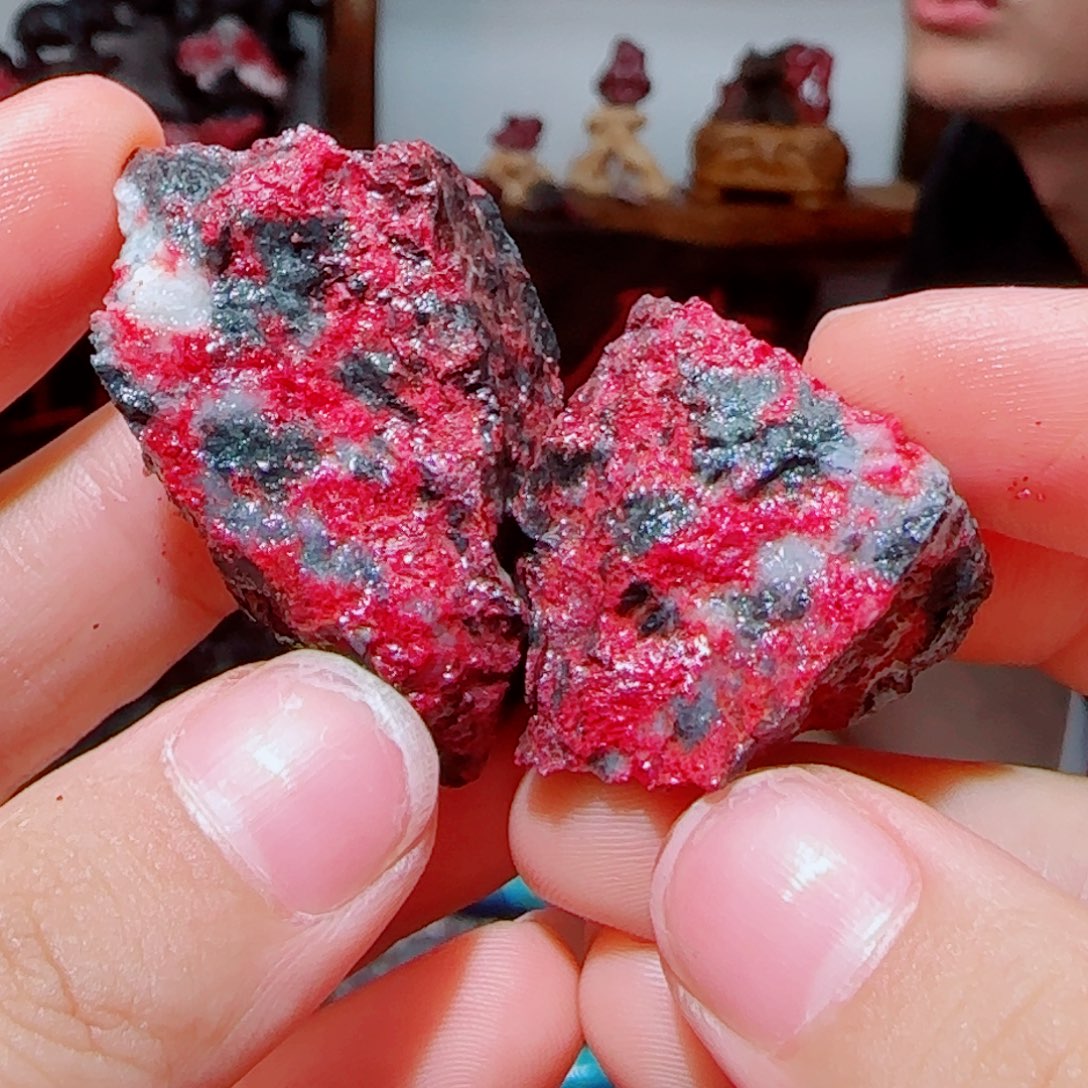 天然辰砂朱砂毛石头7