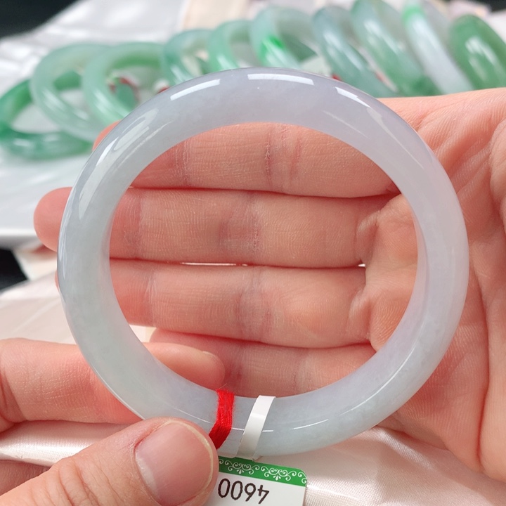 翡翠手镯未镶嵌缅甸A货翡翠手镯