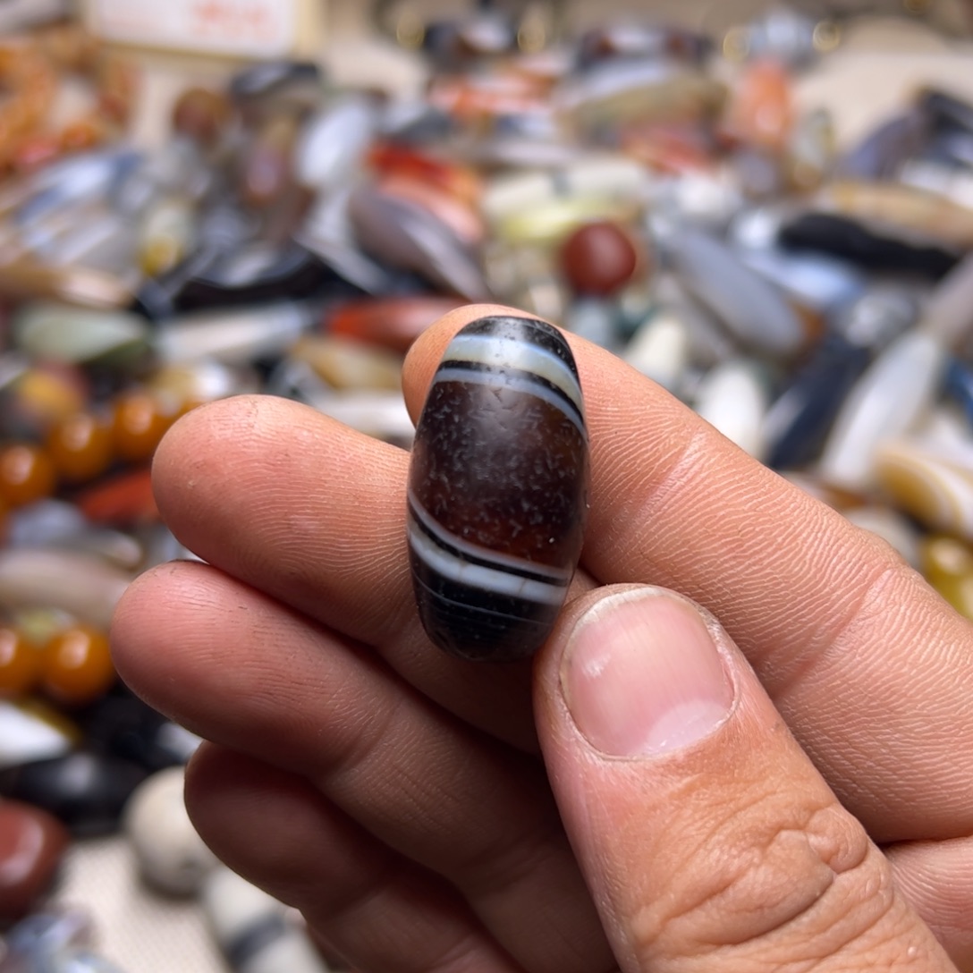 玛瑙/玉髓颈饰合金