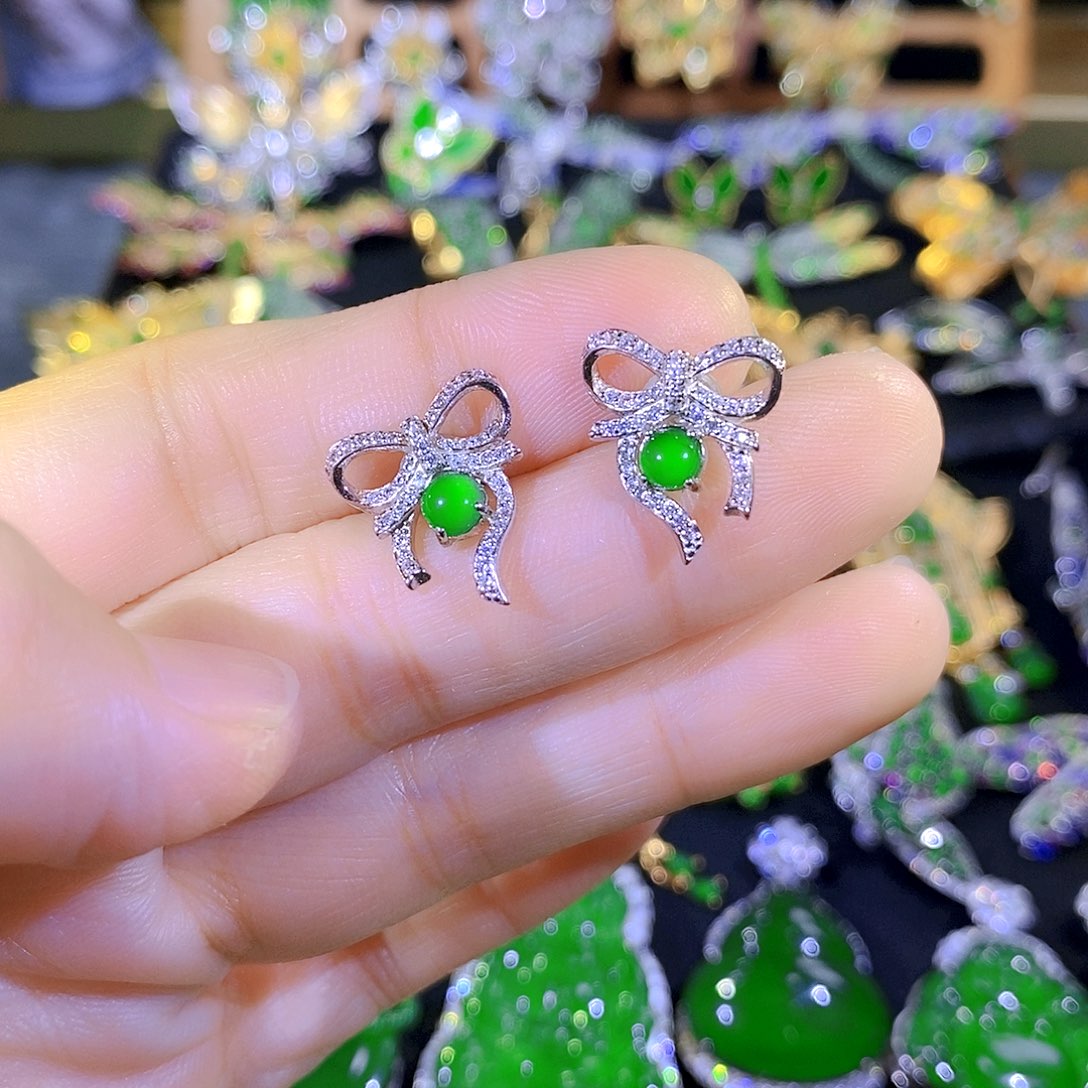 吊坠(不含链)银S925镶嵌翡翠