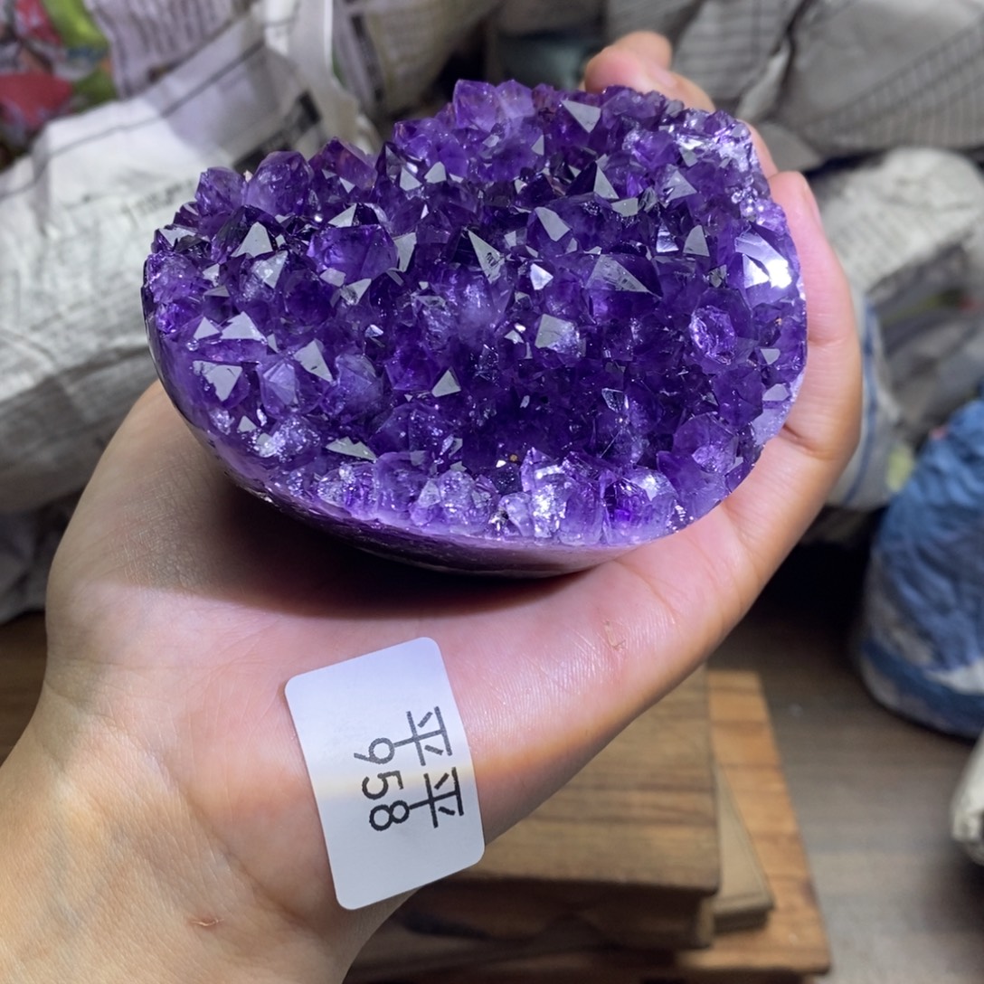 未镶嵌水晶大型摆件（非配饰）