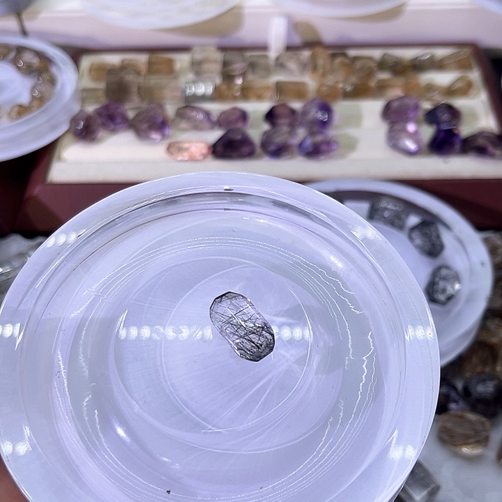 未镶嵌珠宝半成品水晶茜****95号