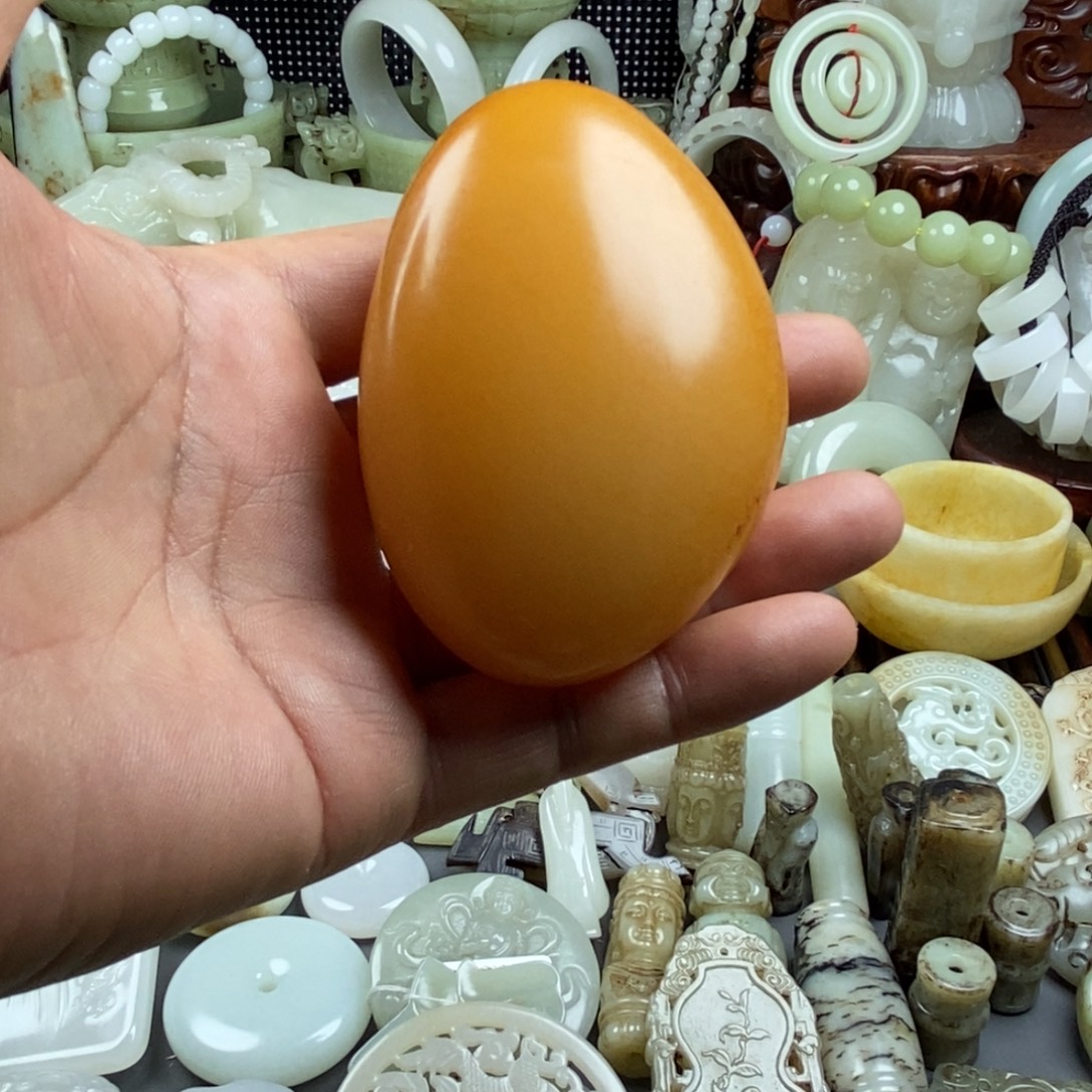 万***意和田玉（糖玉）未镶嵌颈饰