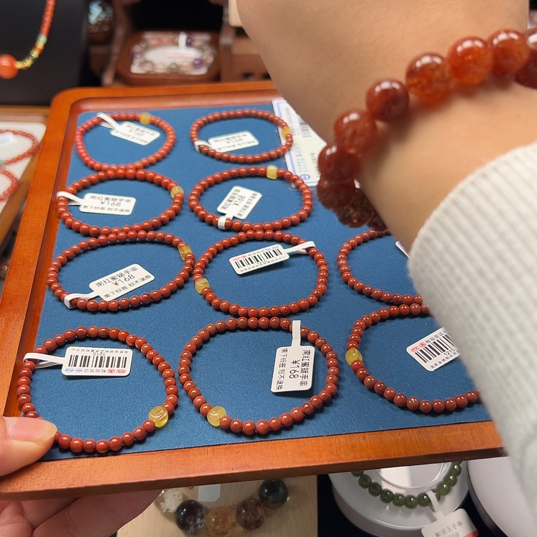 南红玛瑙未镶嵌手链001