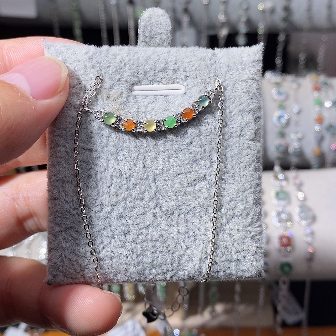 翡翠银S925镶嵌颈饰