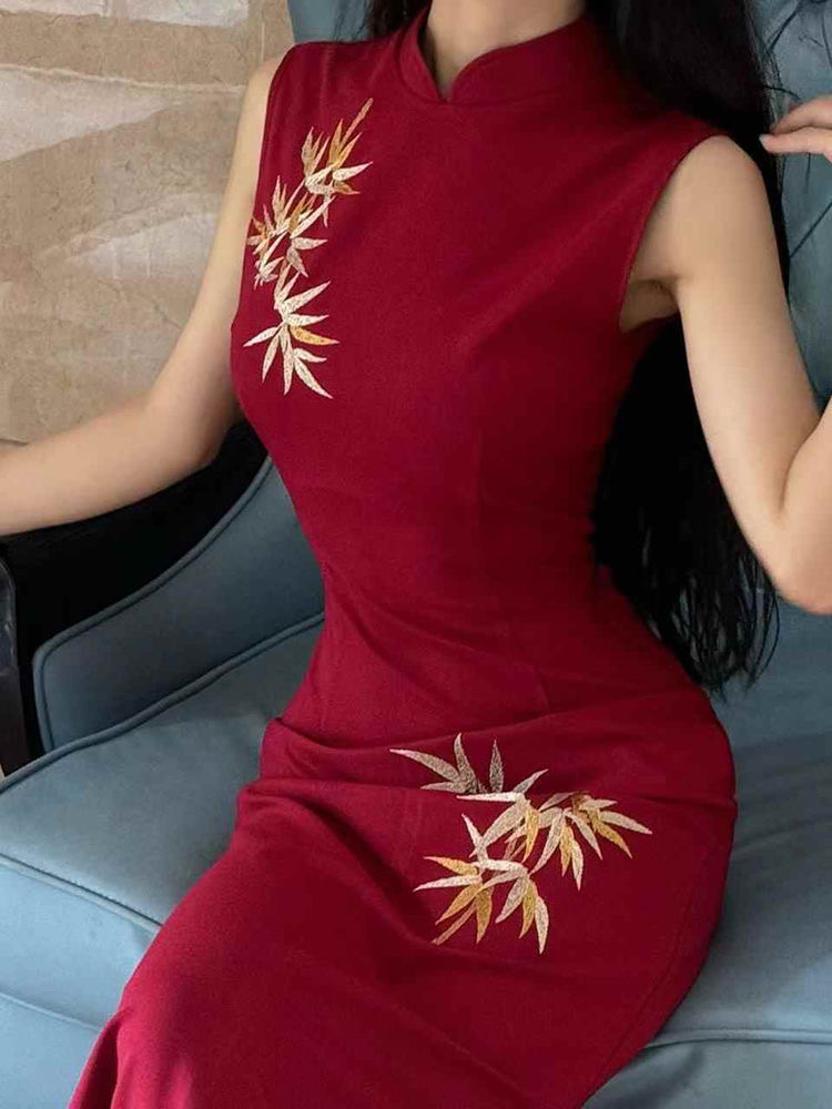 (钟旗一生)刺绣竹叶高级感无袖国风新中式长款改良旗袍新款