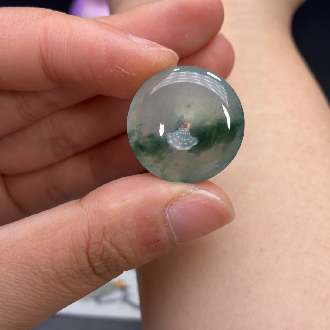 S****翡翠18K金镶嵌颈饰