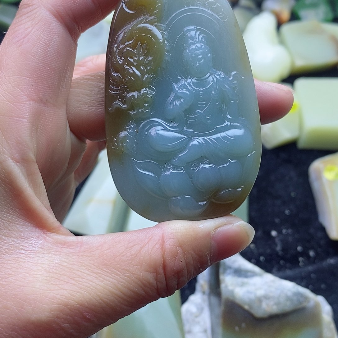 颈饰未镶嵌和田玉深****化