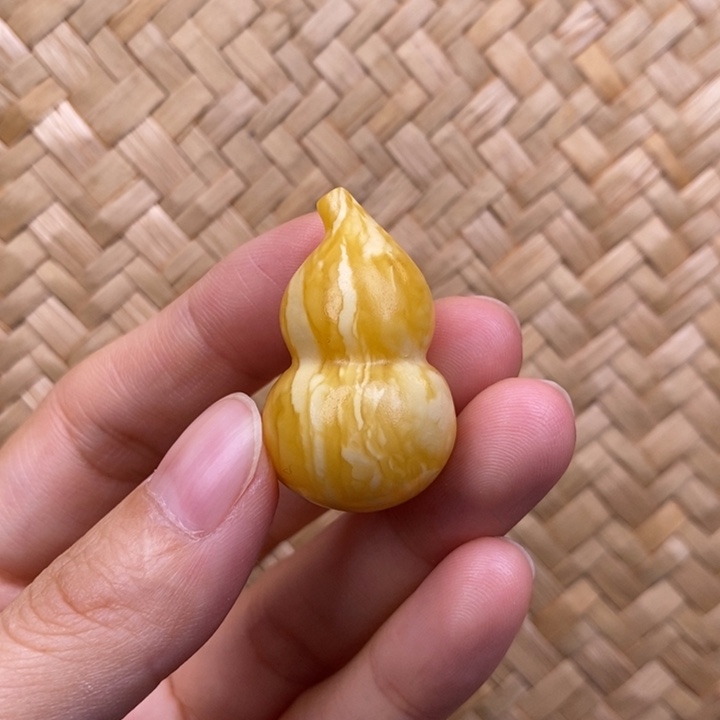 蜜蜡未镶嵌裸石蜜蜡M