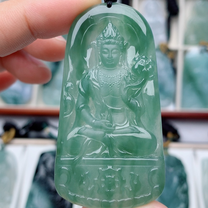 令***纨颈饰未镶嵌翡翠观音