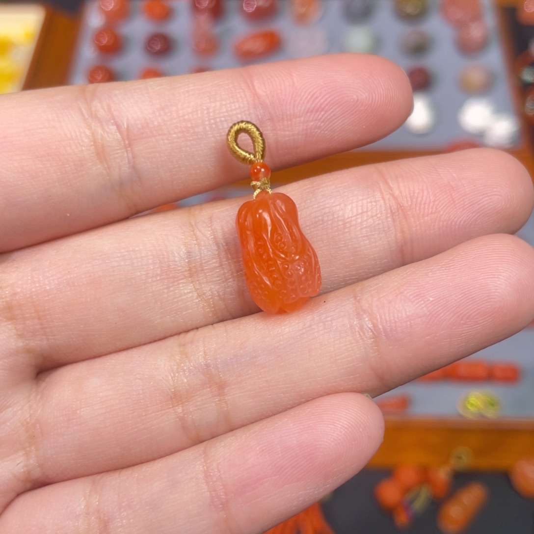 南红玛瑙未镶嵌白菜