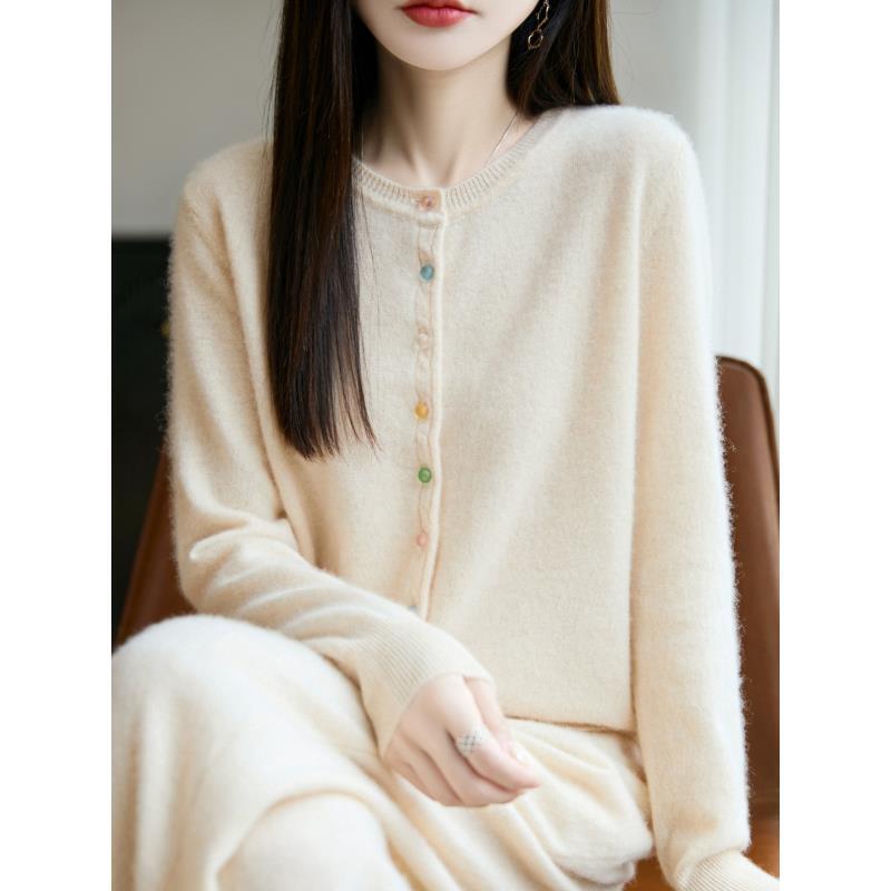 纯羊毛水晶扣圆领薄款长袖开衫百搭D263