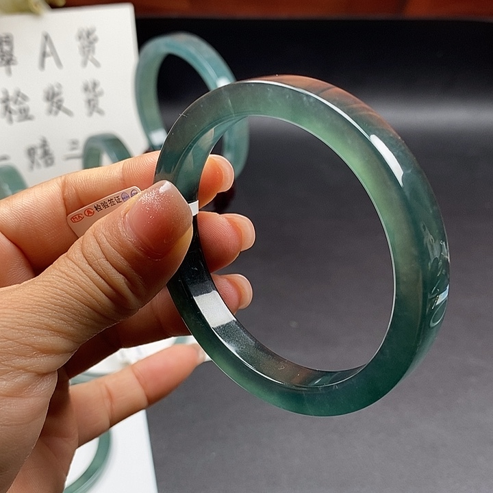 翡翠未镶嵌手镯57尺寸