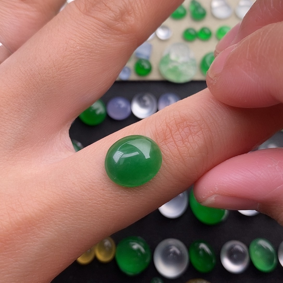 定制翡翠未镶嵌翡翠