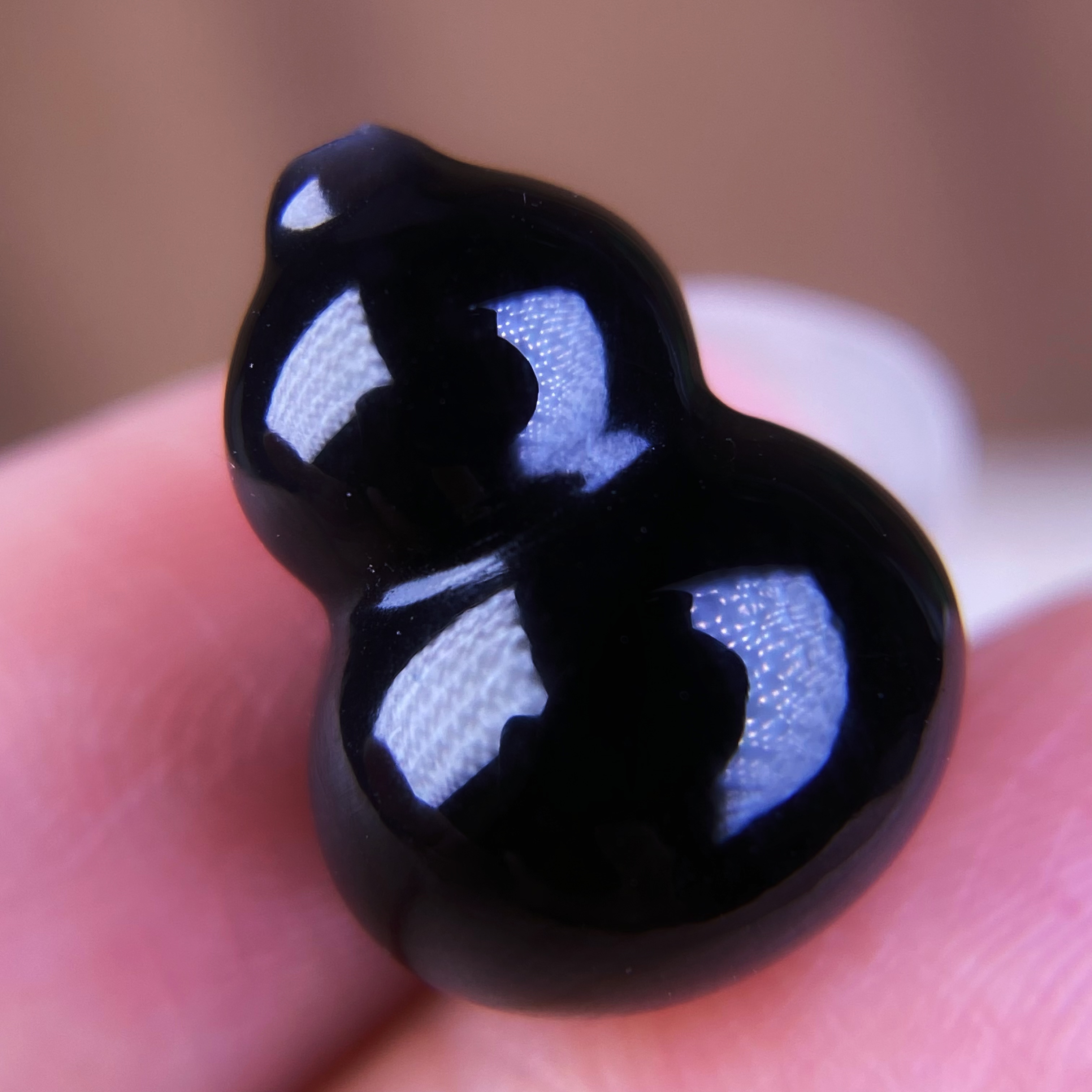 天然和田玉青海料烟紫浓紫帝王紫葫芦吊坠路路通约12*16mm@0008