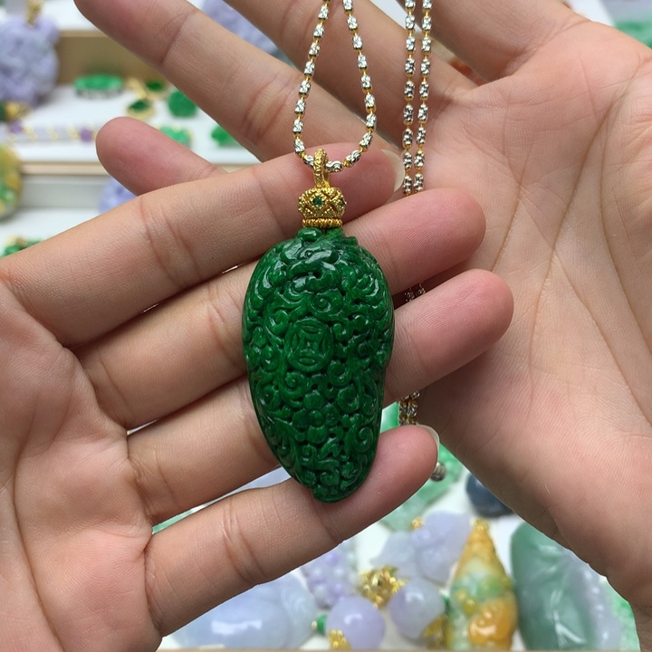 颈饰未镶嵌翡翠翡翠