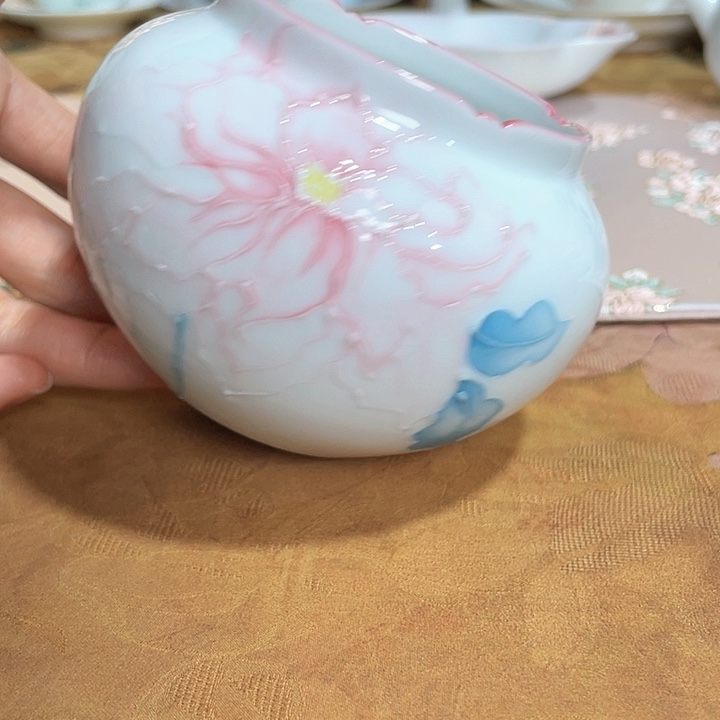 【闪购商品】国色惊城建水哈哈哈