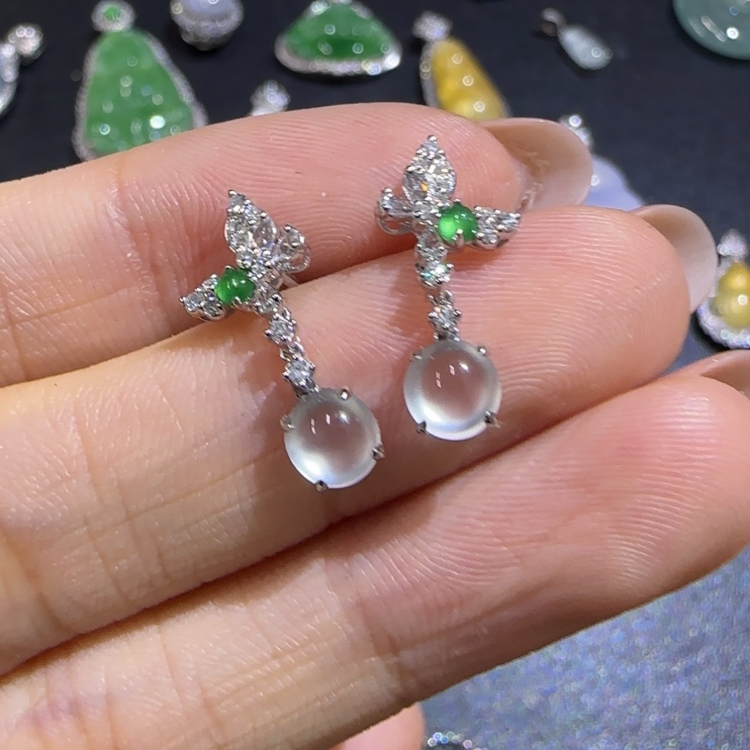 翡翠18K金镶嵌颈饰精品