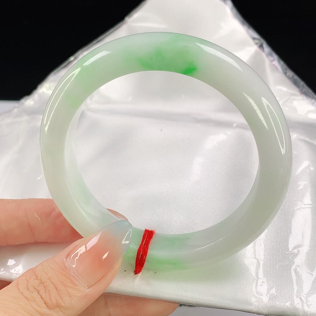 翡翠手镯未镶嵌141