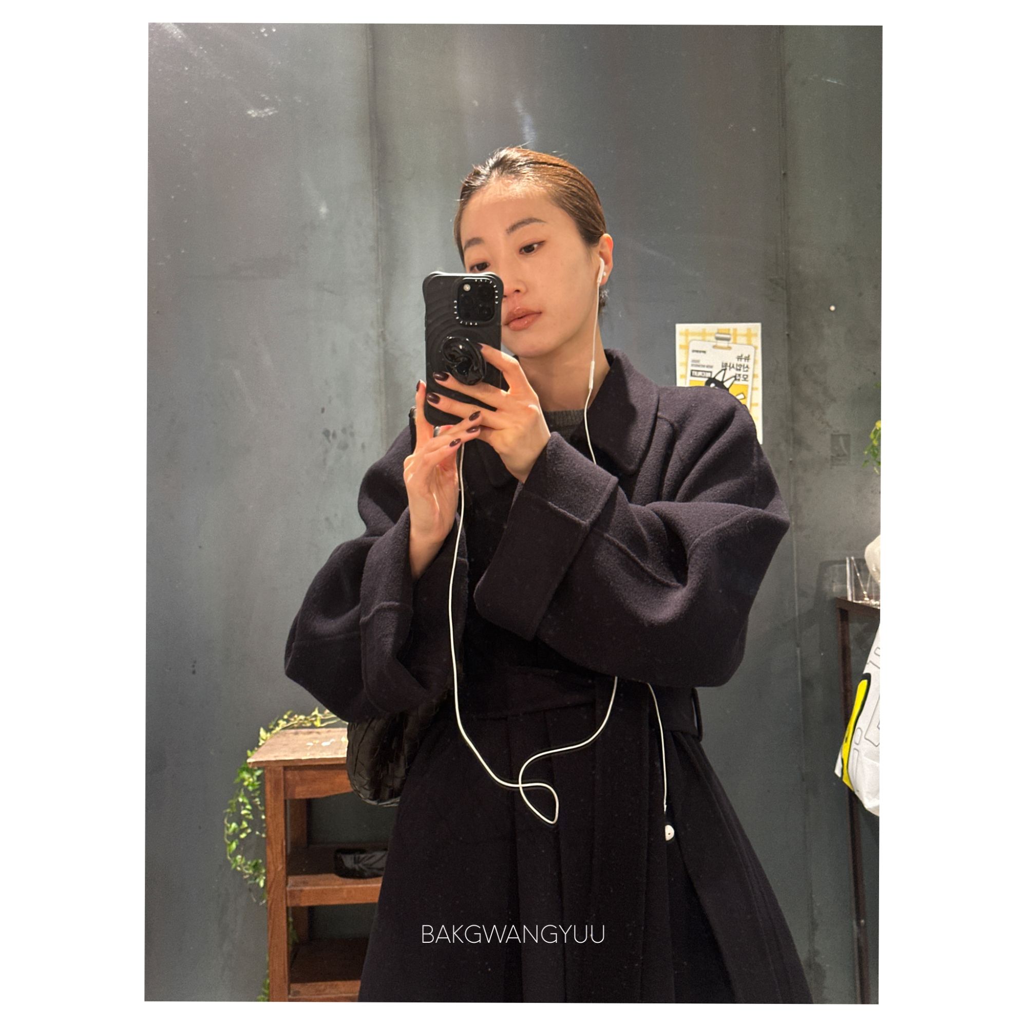 25092藏青｜简约阔袖长款大衣