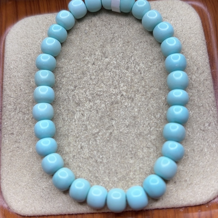 绿松石手串未镶嵌