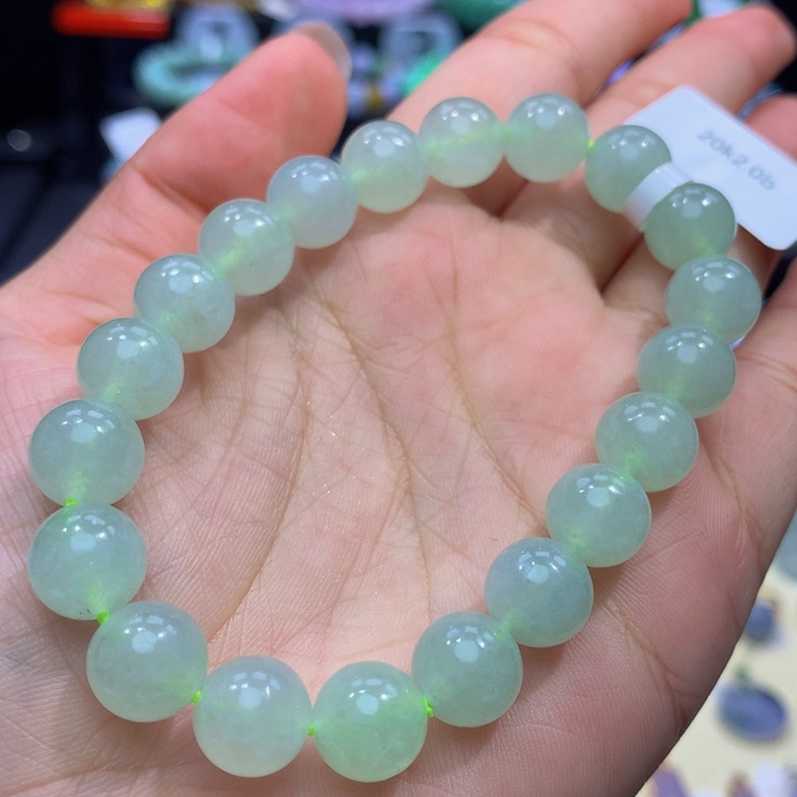 翡翠手链未镶嵌翡翠