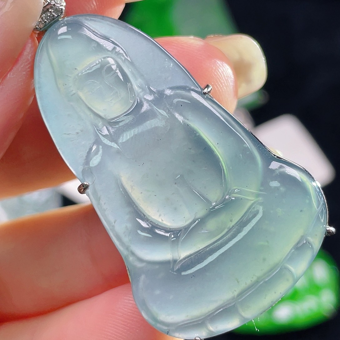 翡翠未镶嵌颈饰8，