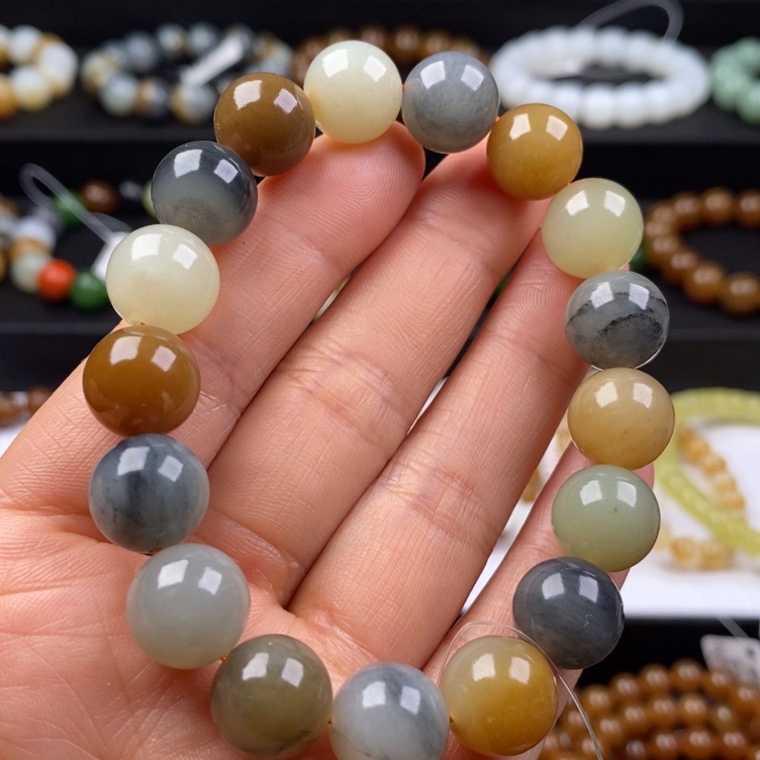 和田玉手串未镶嵌