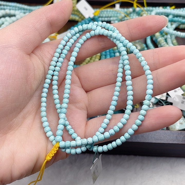 绿松石未镶嵌颈饰