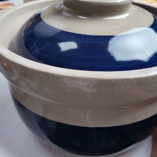 煲汤锅。。。。。。。。。。。。。