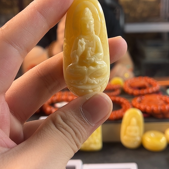 琥珀裸石未镶嵌蜜蜡牌子