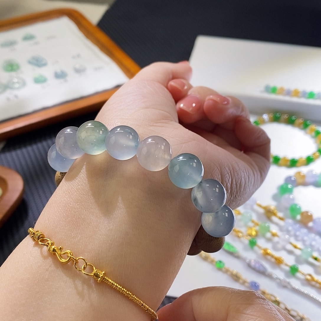 翡翠把件未镶嵌单圈