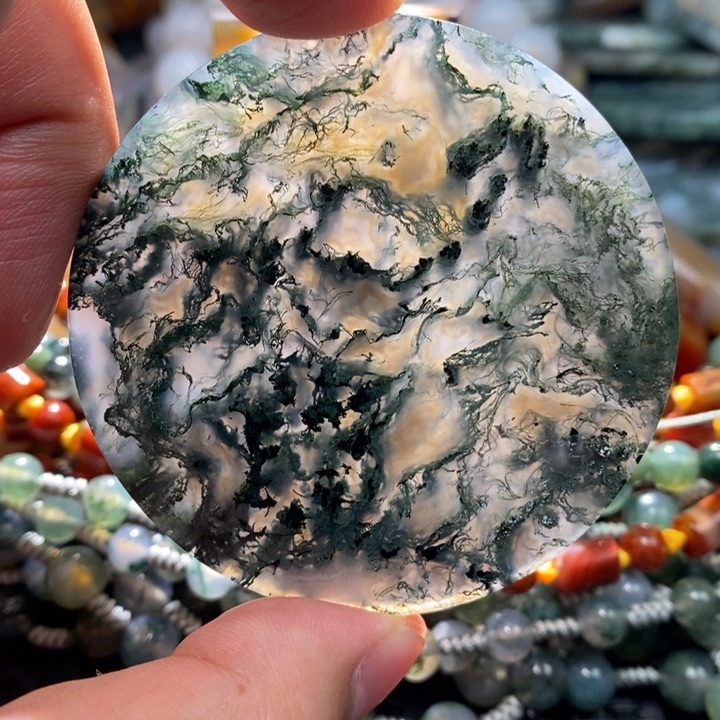 【闪购商品】玛瑙/玉髓颈饰未镶嵌清**扇