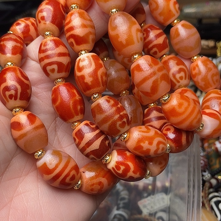 玛瑙/玉髓未镶嵌手链发一条