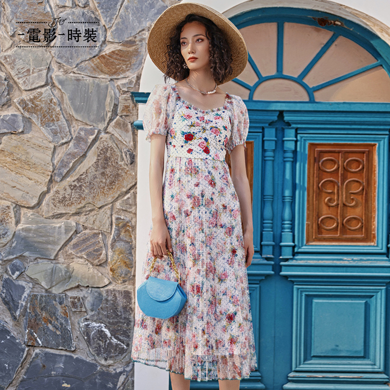 【小余专属】一电影一时装轻薄雪纺荷叶边长连衣裙FCBL125583