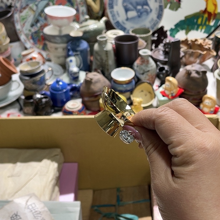 瓷片盖子不给19.9发带瑕疵牌都是坏的4