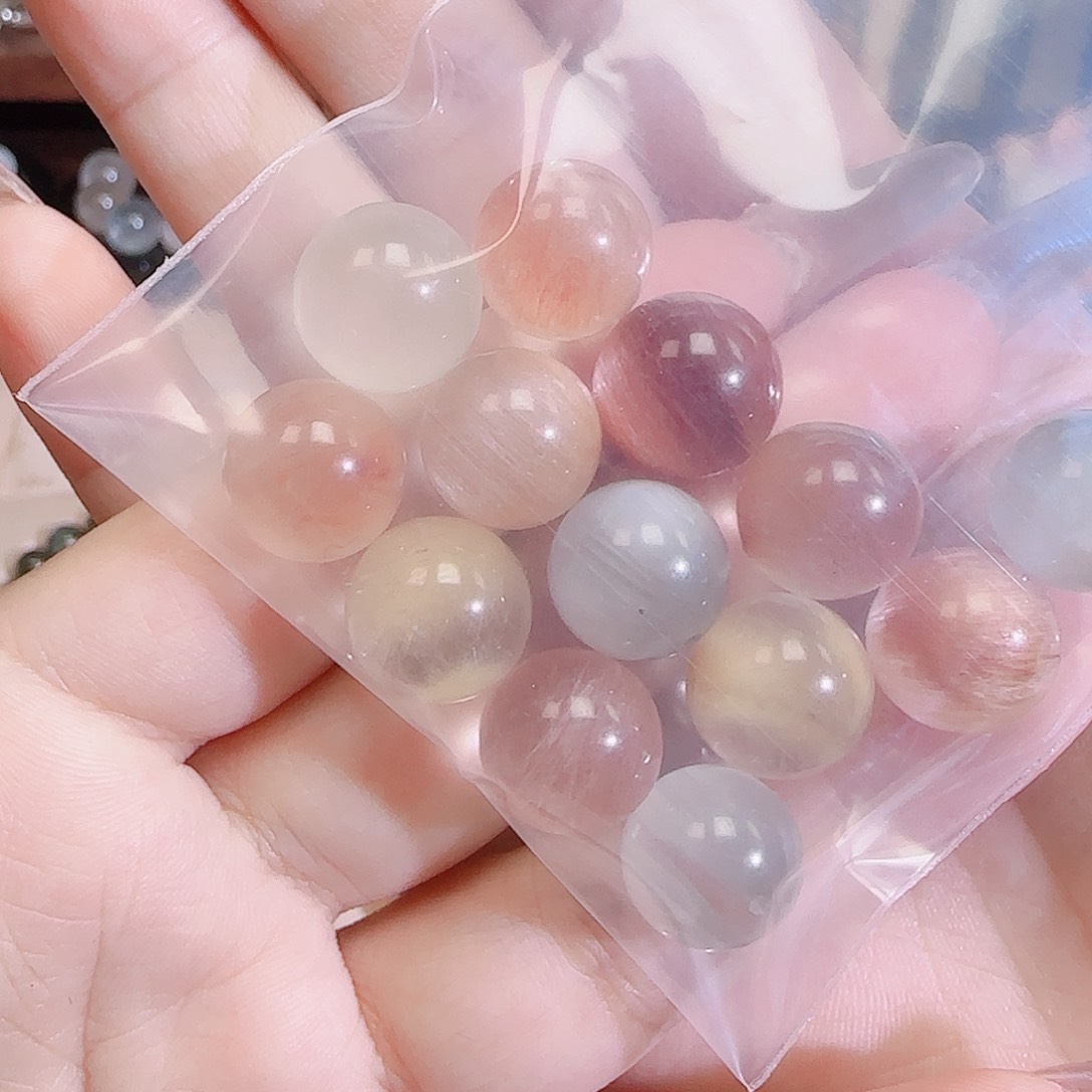 绵***花水晶手串未镶嵌彩兔毛卡12➕