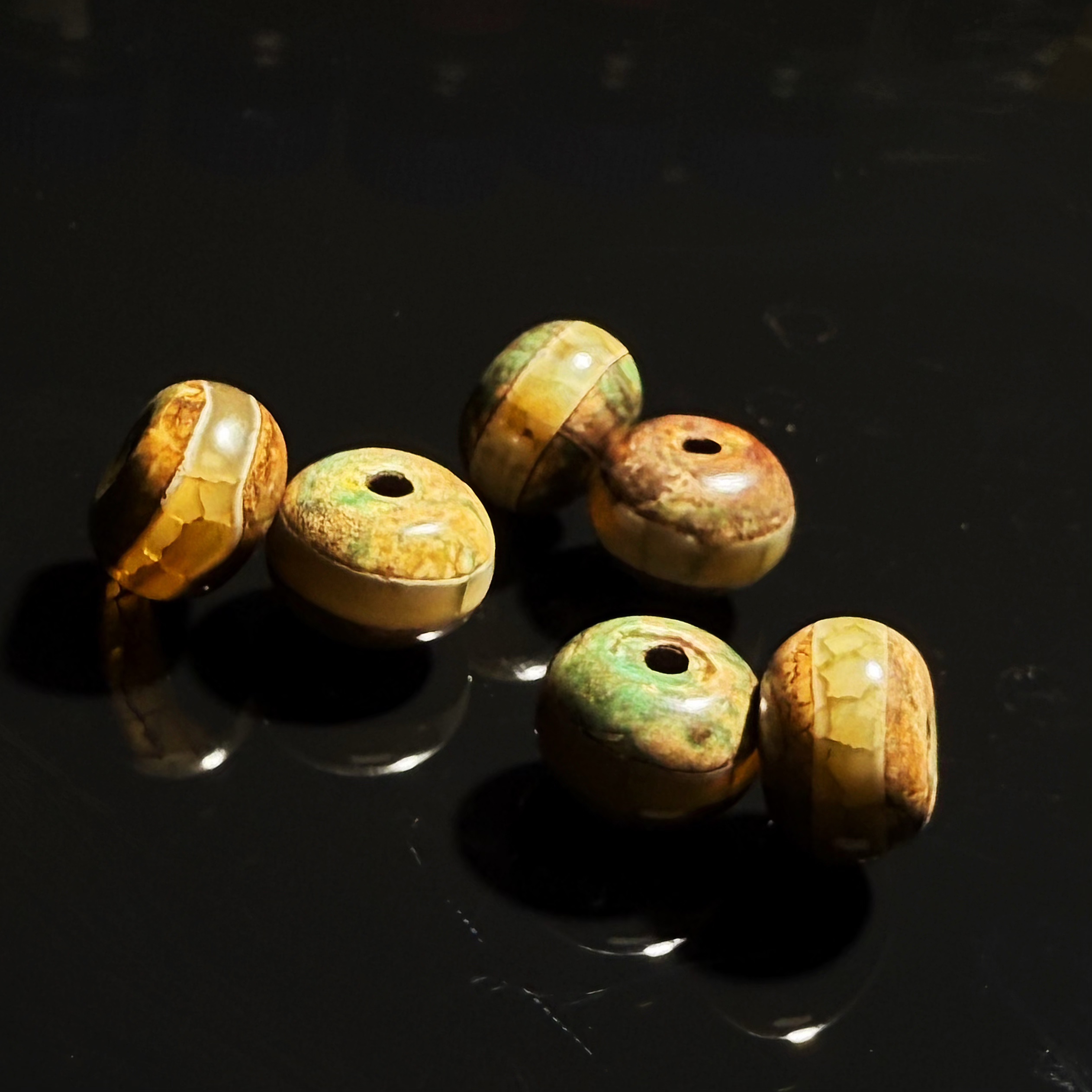 SJ340 青稞贡一线桶珠单珠-多样性发其一