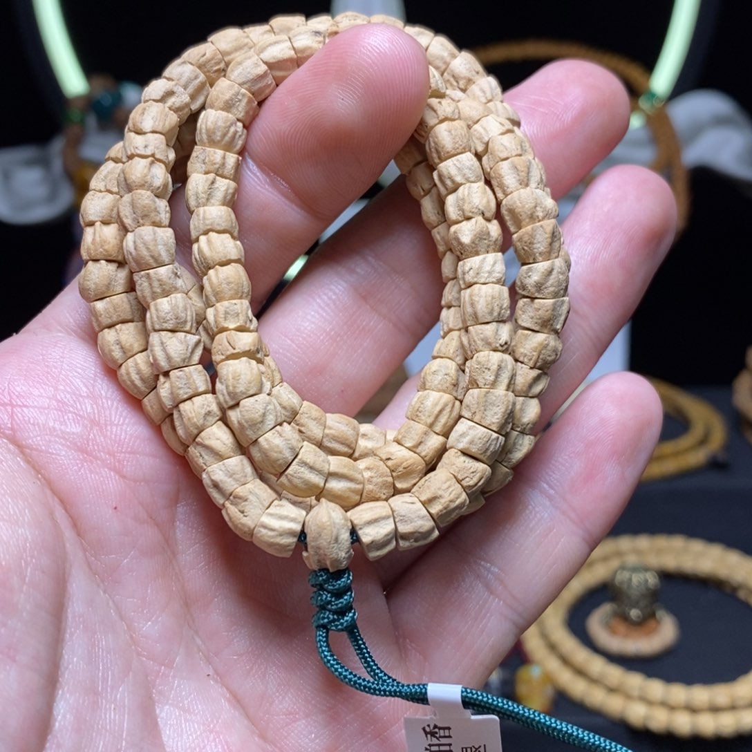 柏香籽/百香籽吊坠*️