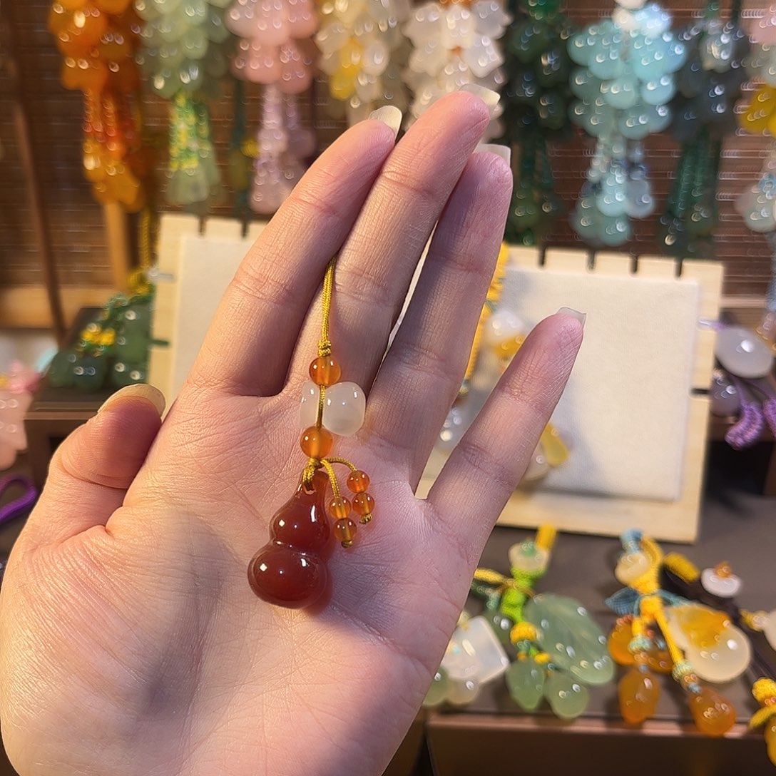 风***雲玛瑙/玉髓未镶嵌车挂手机链