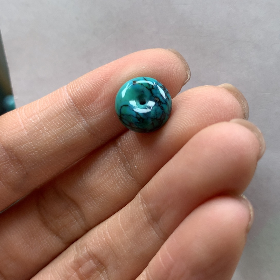 绿松石配饰未镶嵌