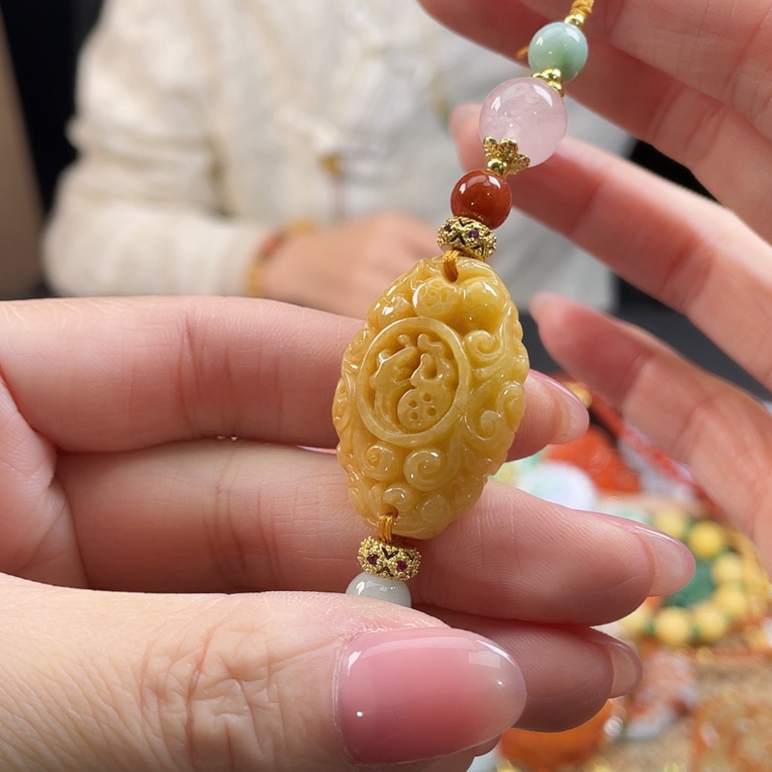 翡翠未镶嵌颈饰代编织