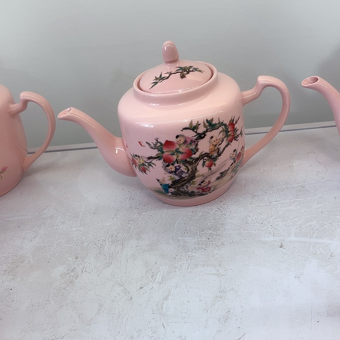 壶陶瓷九子蟠桃两斤侧把壶红稀稀