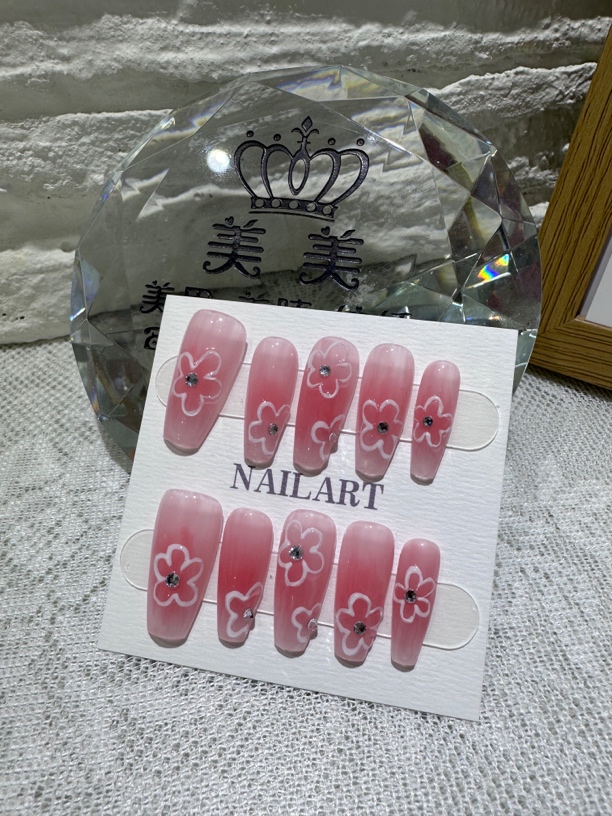 中长款冰透腮红花穿戴甲显白可拆卸假指甲贴片